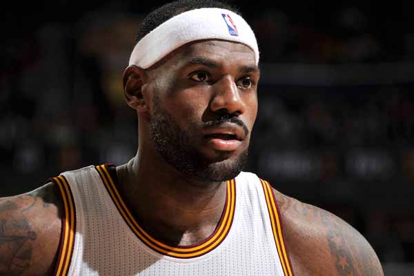 追打万子 追打万子