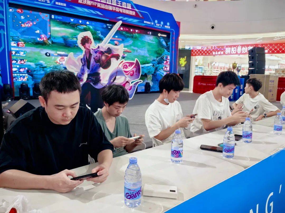 前置视野将 前置视野将